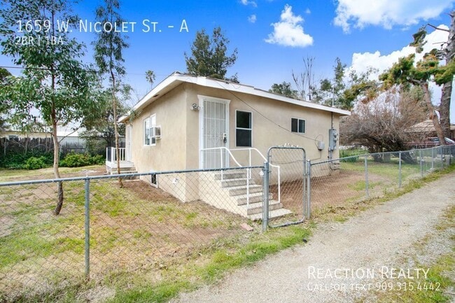 Building Photo - 1659 W Nicolet St Unit A