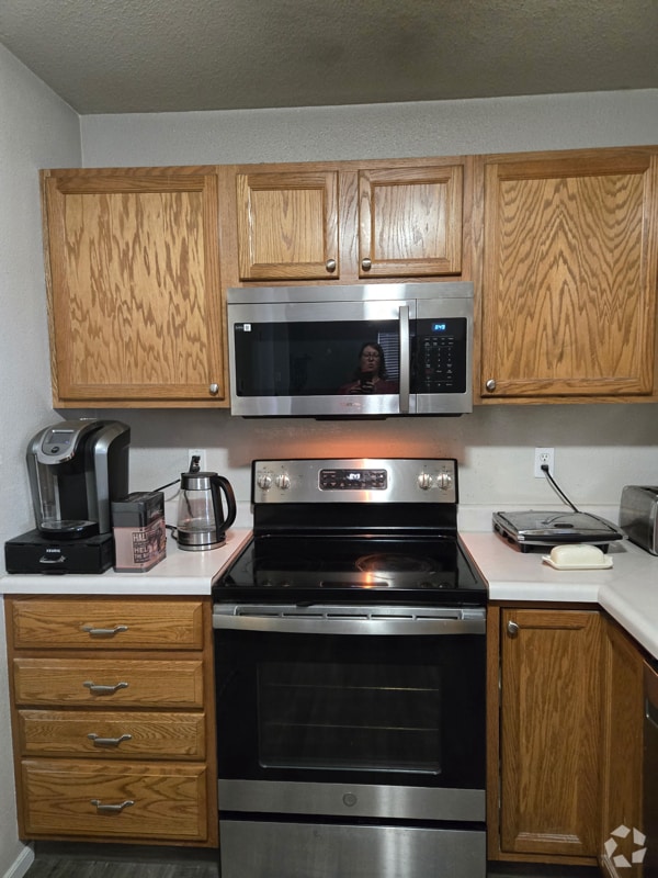 Building Photo - 7303 SW 23rd St Rental