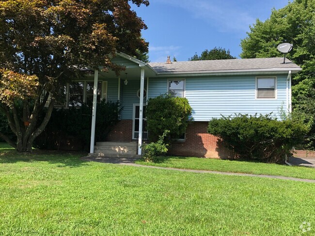 Building Photo - 3 Bedroom house for Rent - Middletown, NY