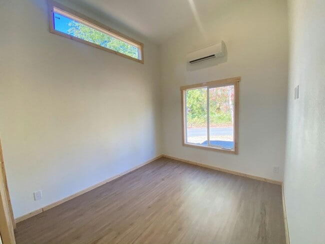Photo - 65000 US-26 House