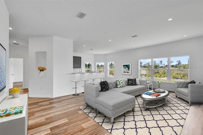 Photo - 8001 Leonardo St