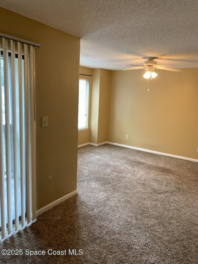 Photo - 3545 Sable Palm Ln Unit E