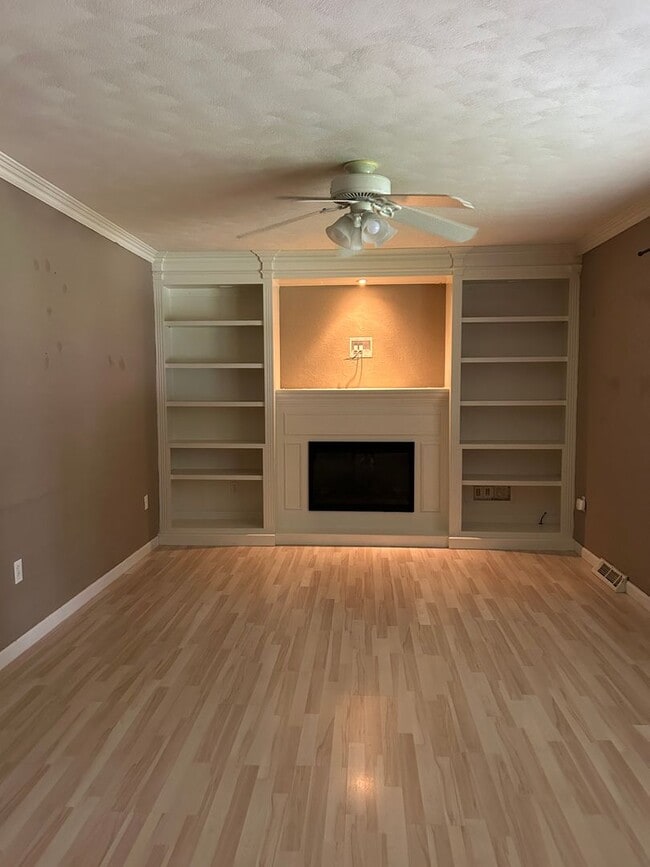 Photo - 10 Tanbark Dr