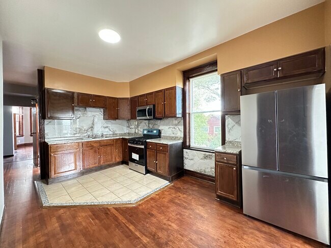 Photo - 2713 W 16th St Unit 3