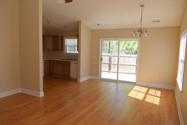 Photo - 1528 Wagon Ct