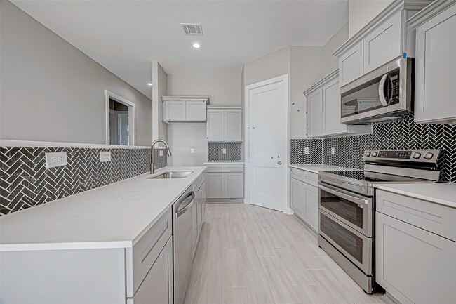 Building Photo - 3635 Needville Ave