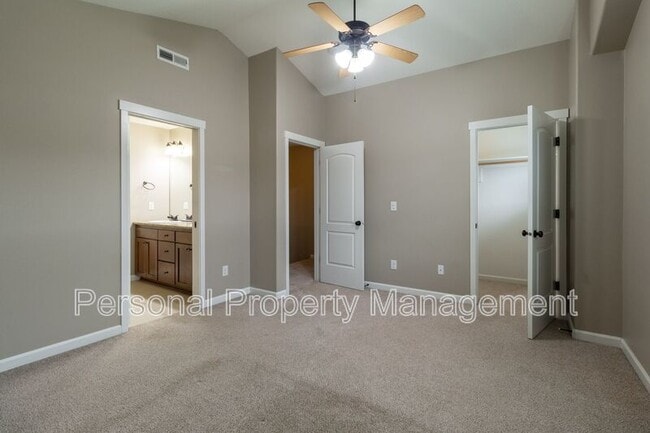 Photo - 13018 NE 28th Way