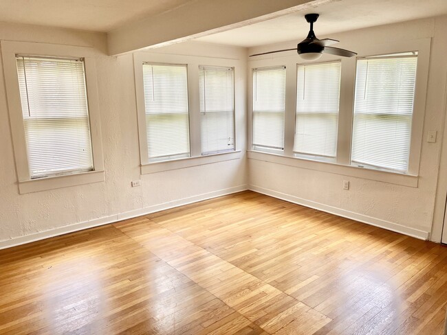 Photo - 4065 Capital Heights Ave