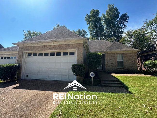 Building Photo - HOT IN CORDOVA! 3BR/2BA | Vaulted Ceilings & Fireplace | 2-Car Garage!