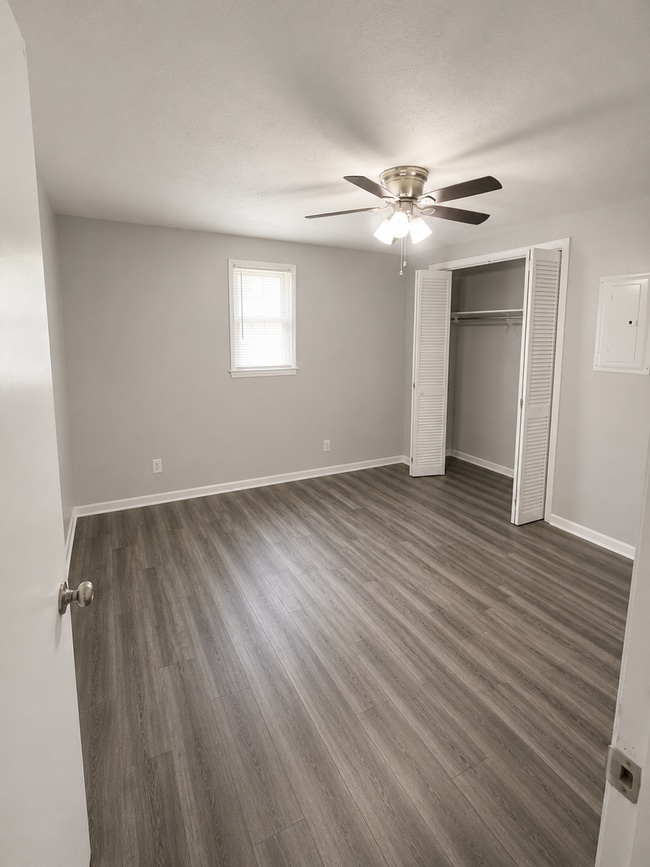 Photo - Century Square Apartments