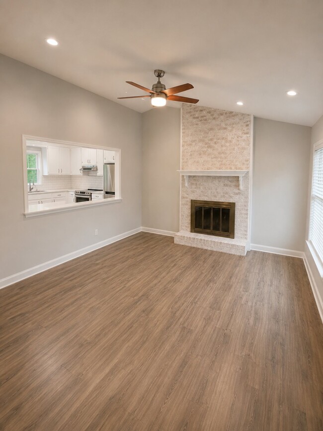 Photo - 8911 Turnbull Ave