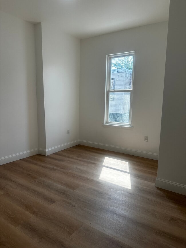 Photo - 36 S Redfield St