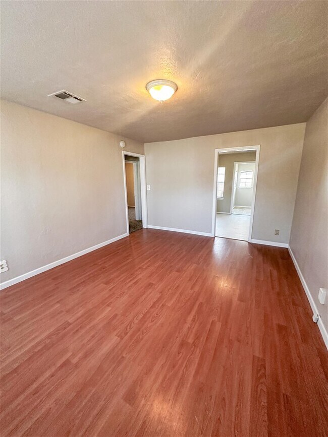 Photo - 2231 NW 26th St