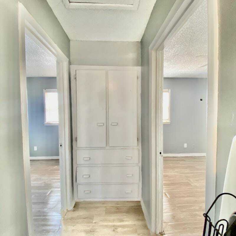 Photo - 2714 E 3rd St