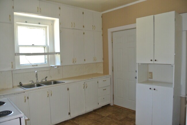 Photo - 122 5th Ave SE Unit 1
