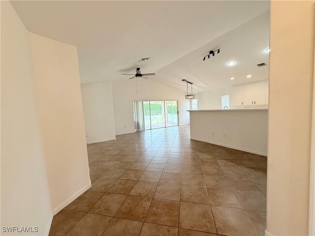 Building Photo - 7532 Cameron Cir Rental