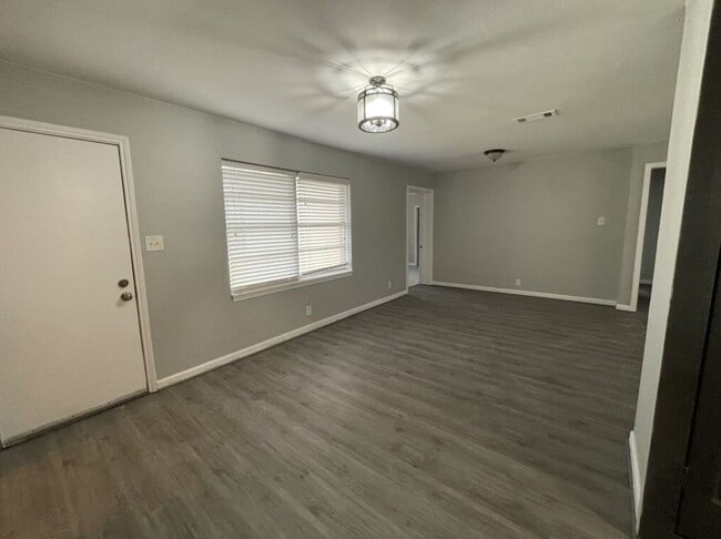 Photo - 4219 Dacca Dr