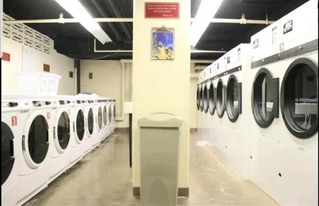 Photo - 300 Peachtree Rd NE Unit 5L