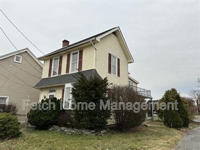 Photo - 362 W Main St
