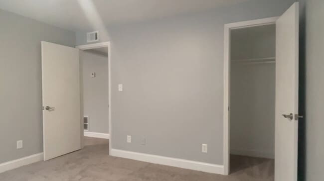 Master Bedroom - 4945 Sheriff Rd NE