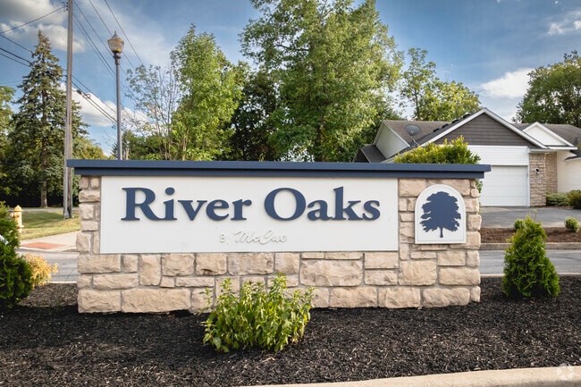 River Oaks Villas