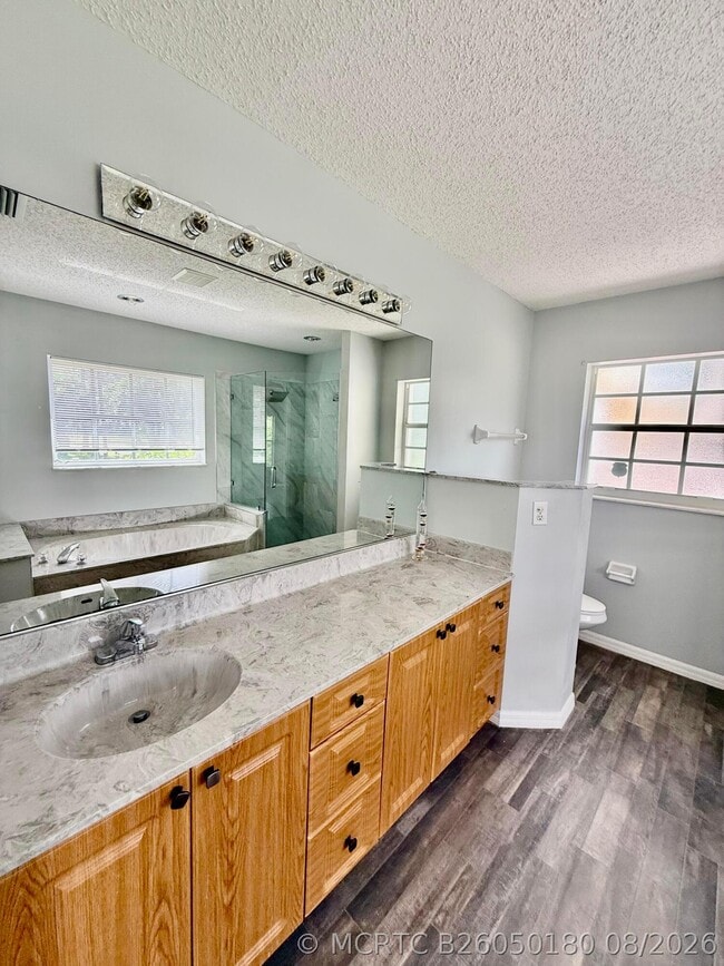 Photo - 5707 Silver Oak Dr