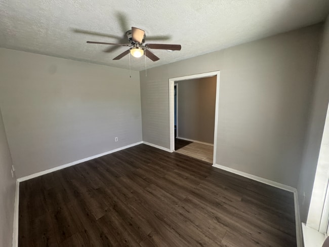 Photo - 2714 5th Ave N