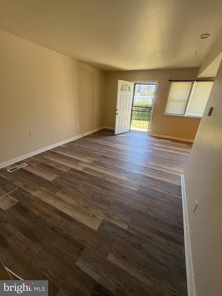 Photo - 1334 E Upsal St