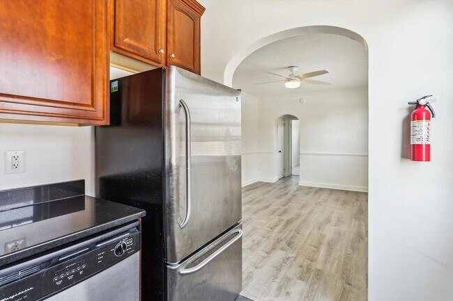 Photo - 3028 Wisconsin Ave NW