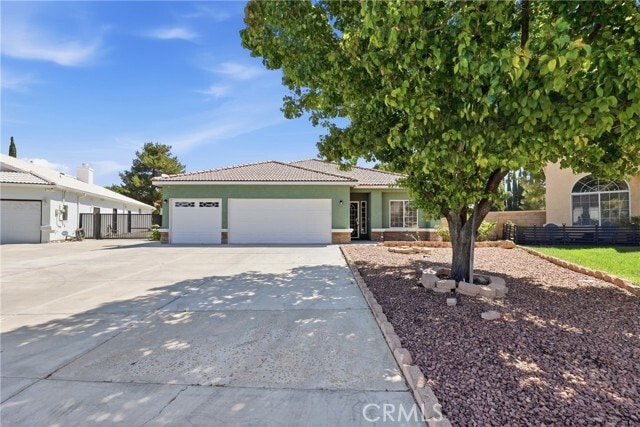 Building Photo - 44154 Coral Dr
