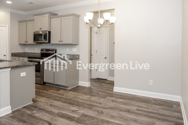 Photo - 100 Edensmith Dr