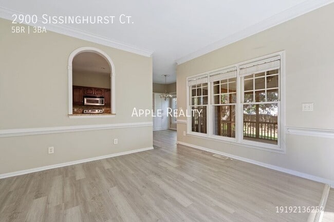 Photo - 2900 Sissinghurst Ct