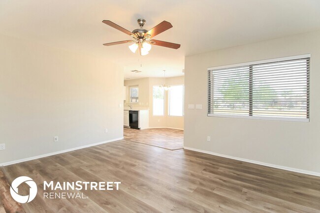 Photo - 1320 E Julie Ave