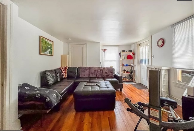 Photo - 119 W Maple Ave Unit 4