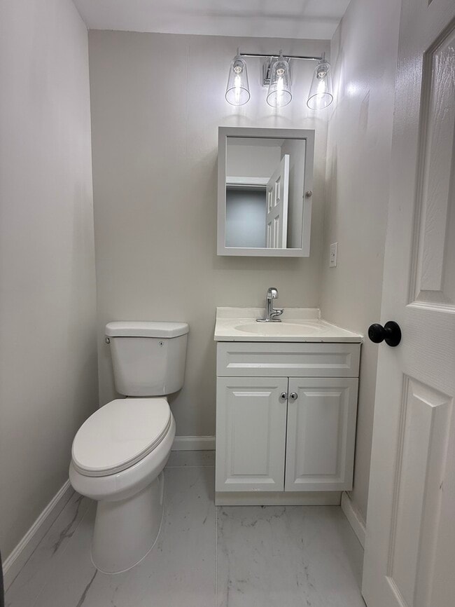 Photo - 440 Tall Oak Ln