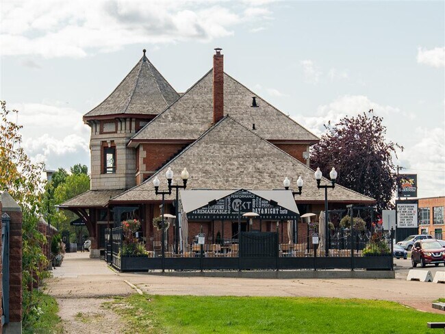 The Station on Whyte - The Station on Whyte