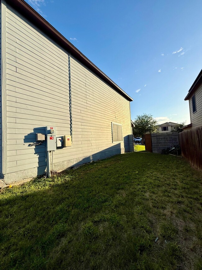 Photo - 409 Pargo Dr
