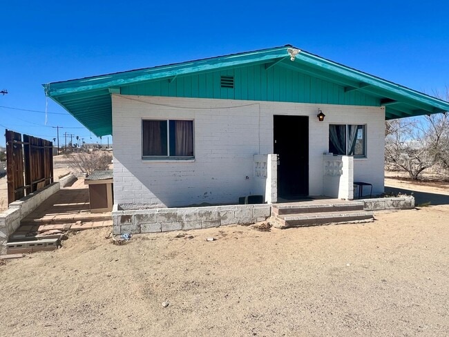 Photo - 73817 Crestview Dr Unidad Back House