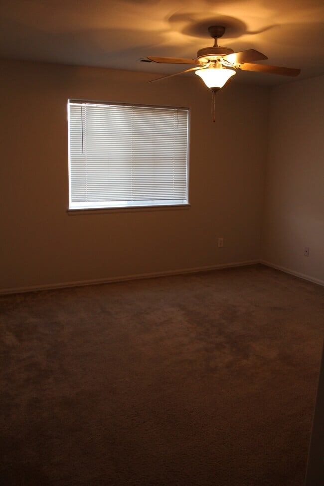 Photo - 21 Bryan Loop