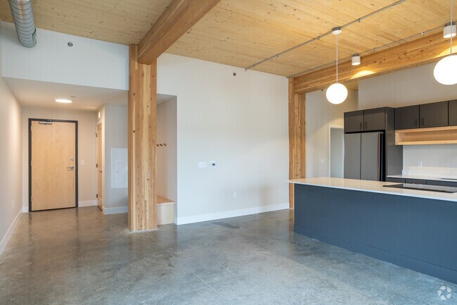2 habitaciones, 2 baños, 973 pies cuadrados, sala de estar y comedor