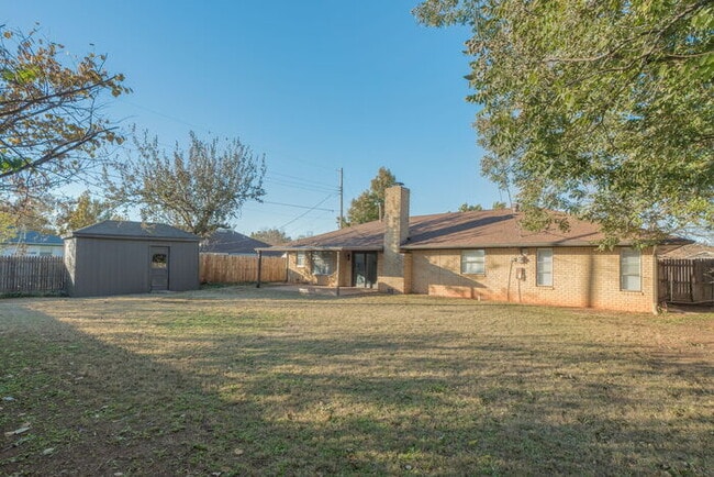 Photo - 2704 NW 115th St