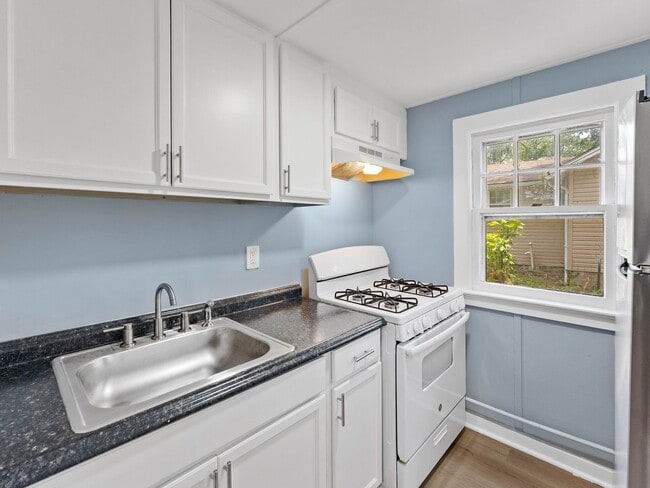 Building Photo - Charming Renovated 1-Bedroom Rental in Browns Mills – Bright, Cozy & Move-In Ready!