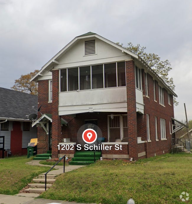 Building Photo - 1202 S Schiller St Rental