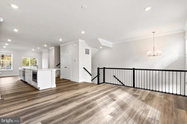 Photo - 516 Downswing Rd