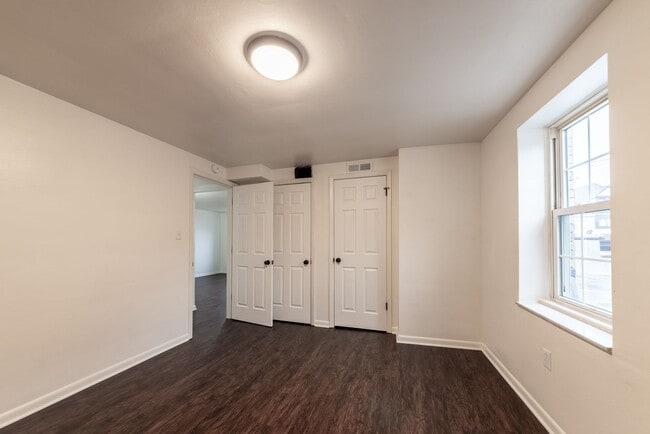 Photo - 601 E Warrington Ave Unit Apt 4