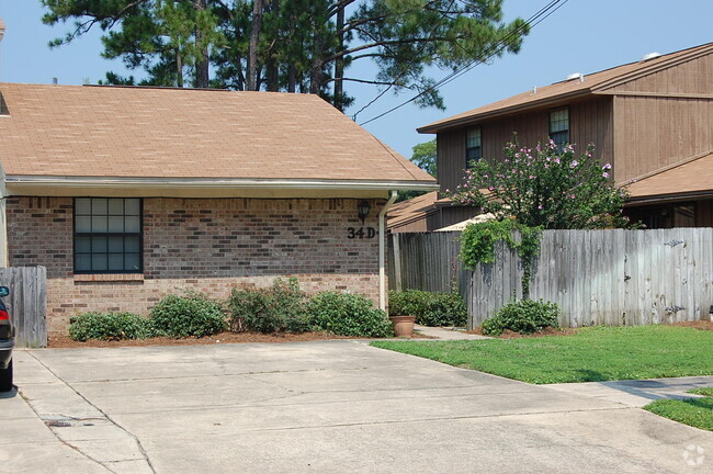 Building Photo - 34 Cape Dr NW Rental