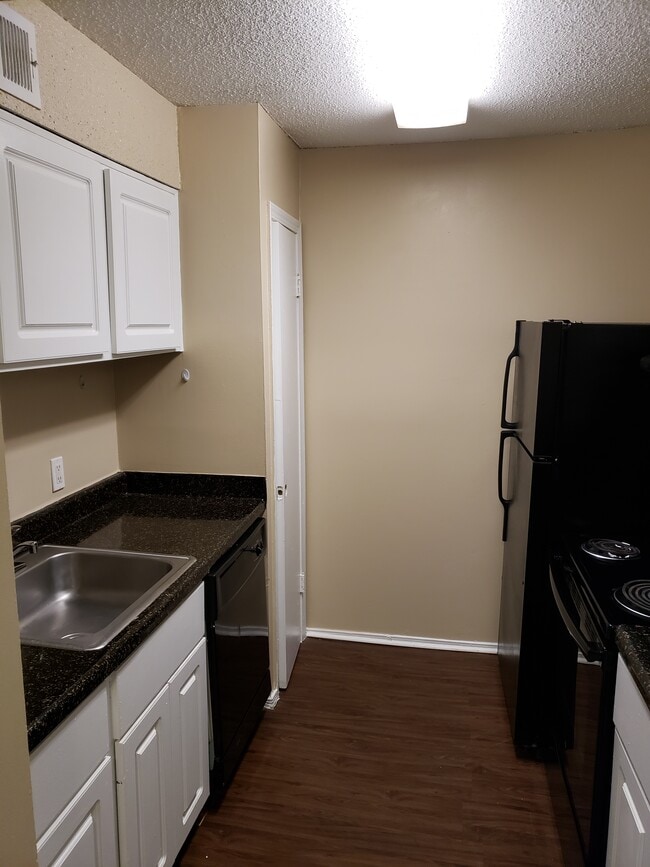 The Park at Cornwall Apartments For Rent in Pearl, MS