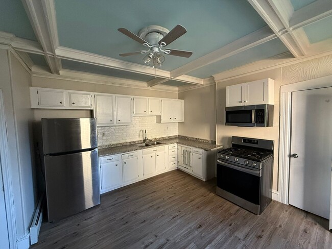 Building Photo - 180 Pine St Unit 180 Pine St -  1F Rental