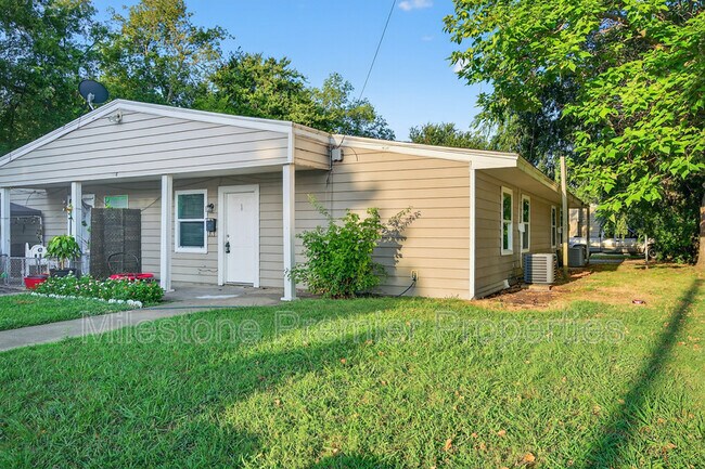 Photo - 816 S Crockett St Condo Unit 4