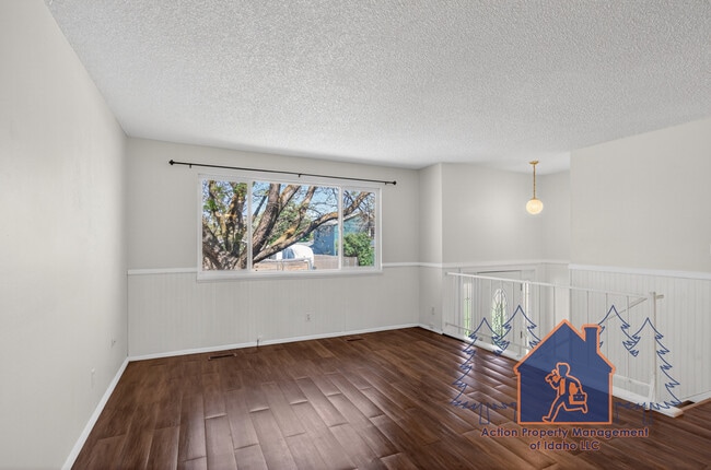 Photo - 510 Elmwood Dr